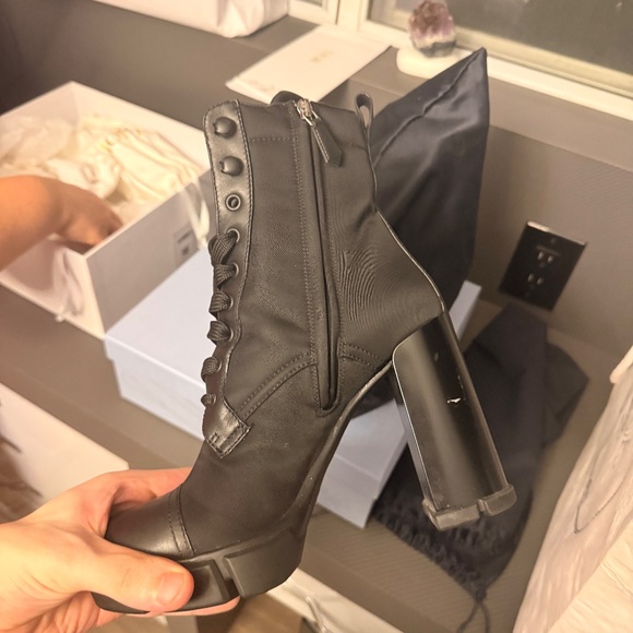 Prada boots - Picture 4 of 5